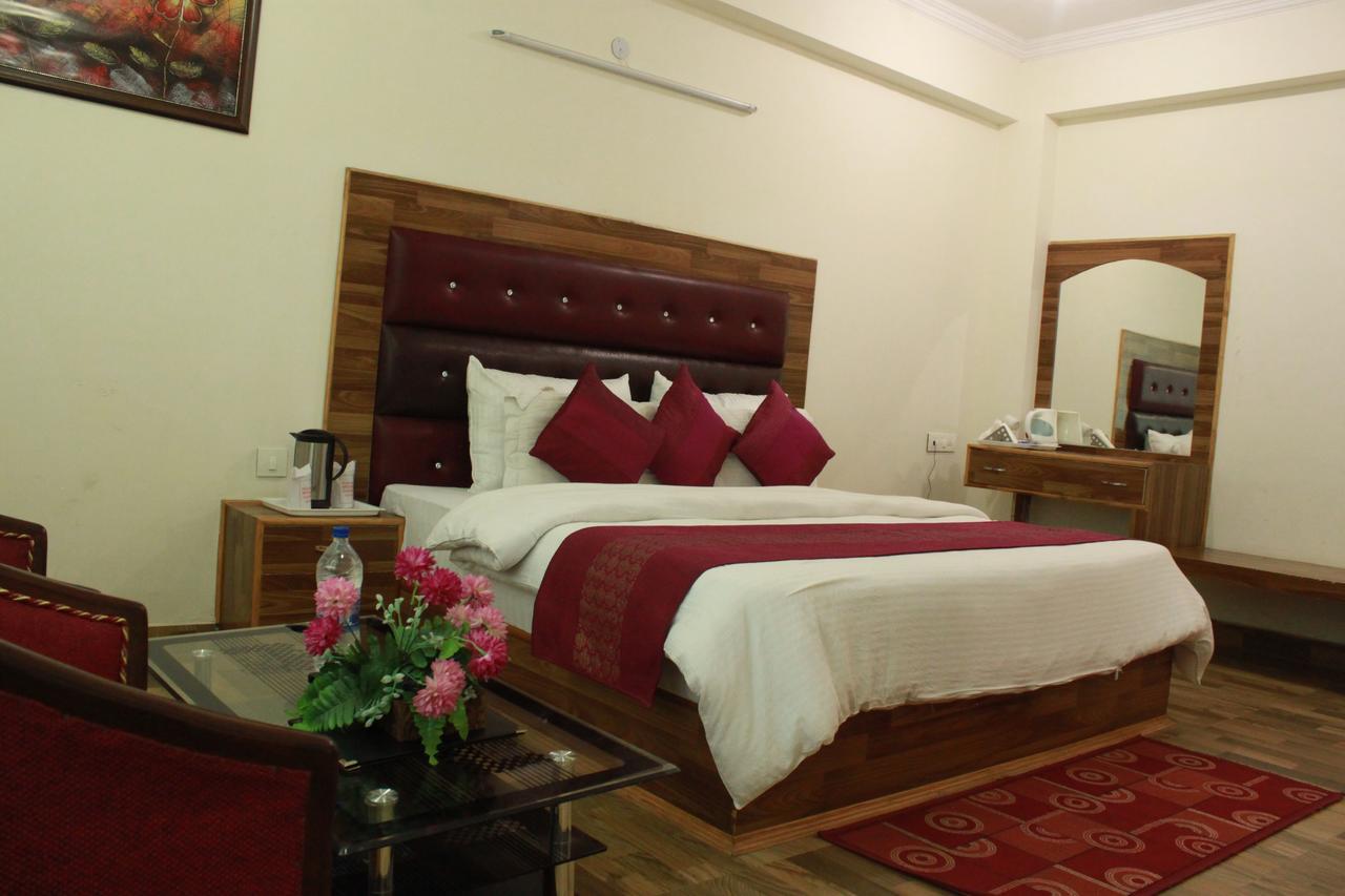 Utopia Resorts & Spa Manāli Eksteriør billede